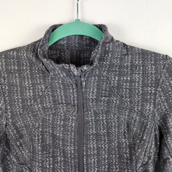 Lululemon Forme Jacket Cuffins in Ziggy Wee October Angel Wing sz 4 - Picture 3 of 6